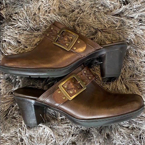 clarks bendables clogs